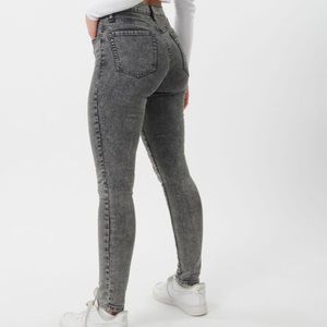 Acid wash starchy jeans size 3